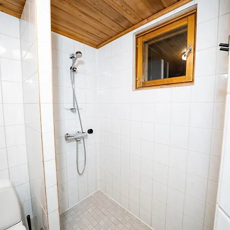 Casa de Férias Paeaerakka B Siivous Lakanat Ja Pyyhkeet Kuuluu *
